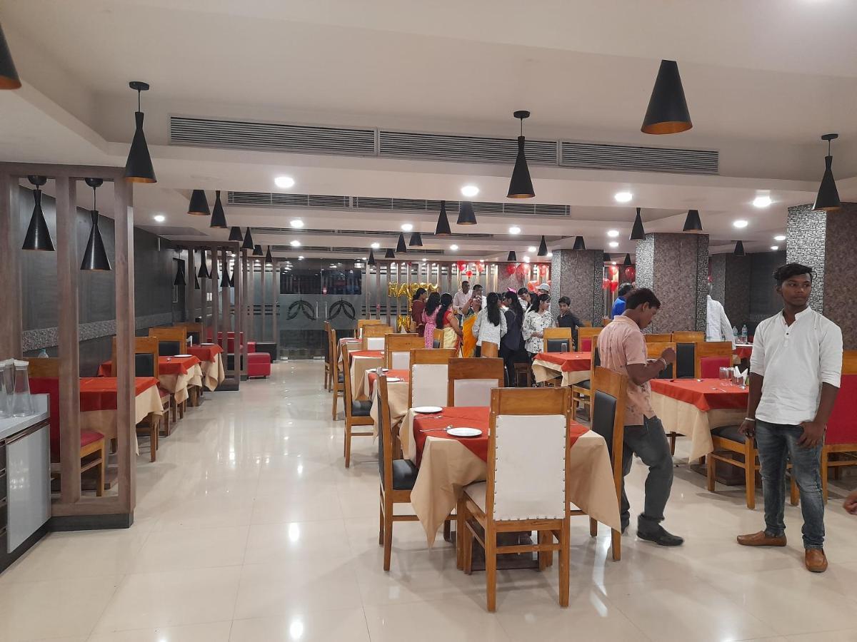 variety inn Patna  Exteriör bild